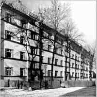 90-38-0133 Koenigsberg, Kleinwohnungsbauten am Brandenburger Tor.jpg